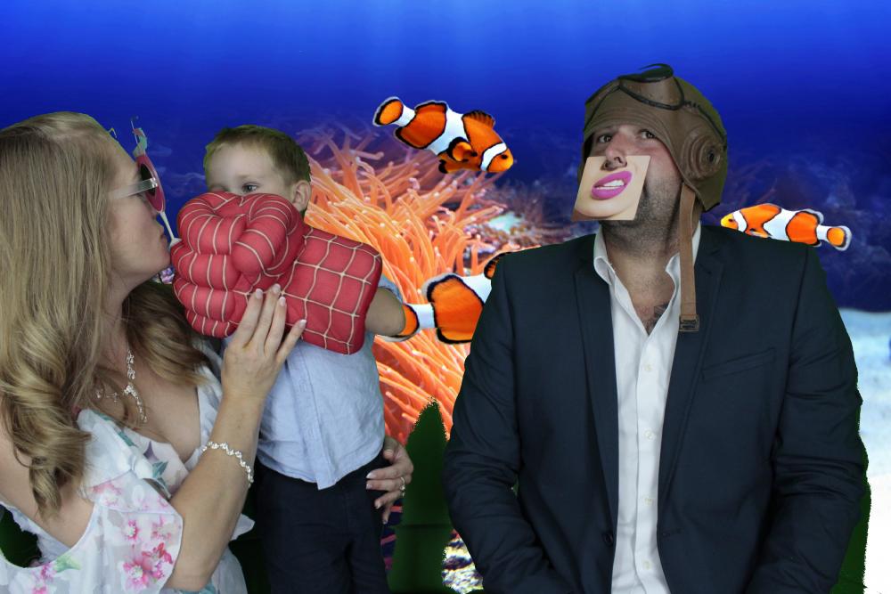 Gary & Julie's Wedding | View more photos from the event at gallery.myphotoboothexperience.co.uk/u/MyPhotoBoothExperienceLtd/Gary-Julies-Wedding